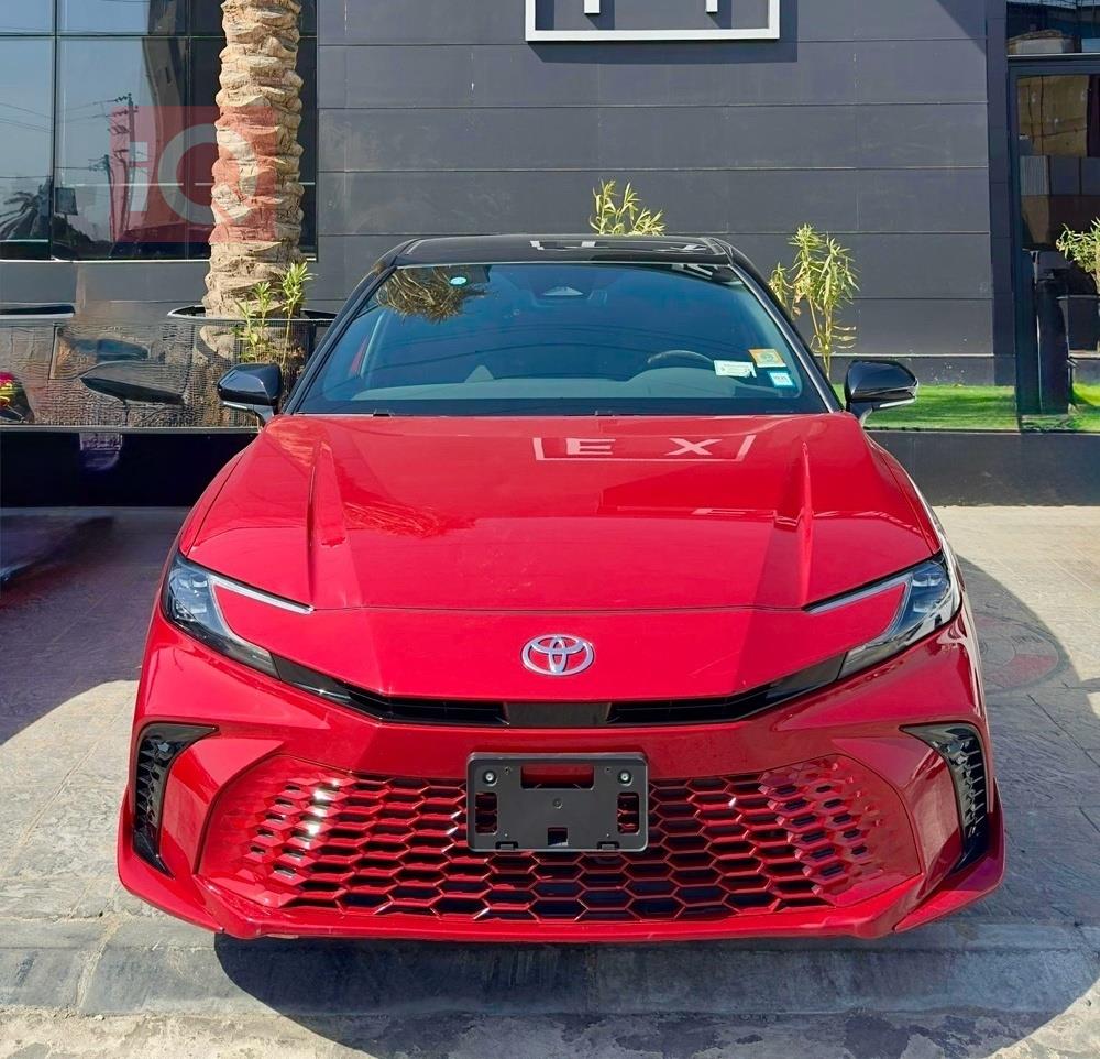 تۆیۆتا کامری